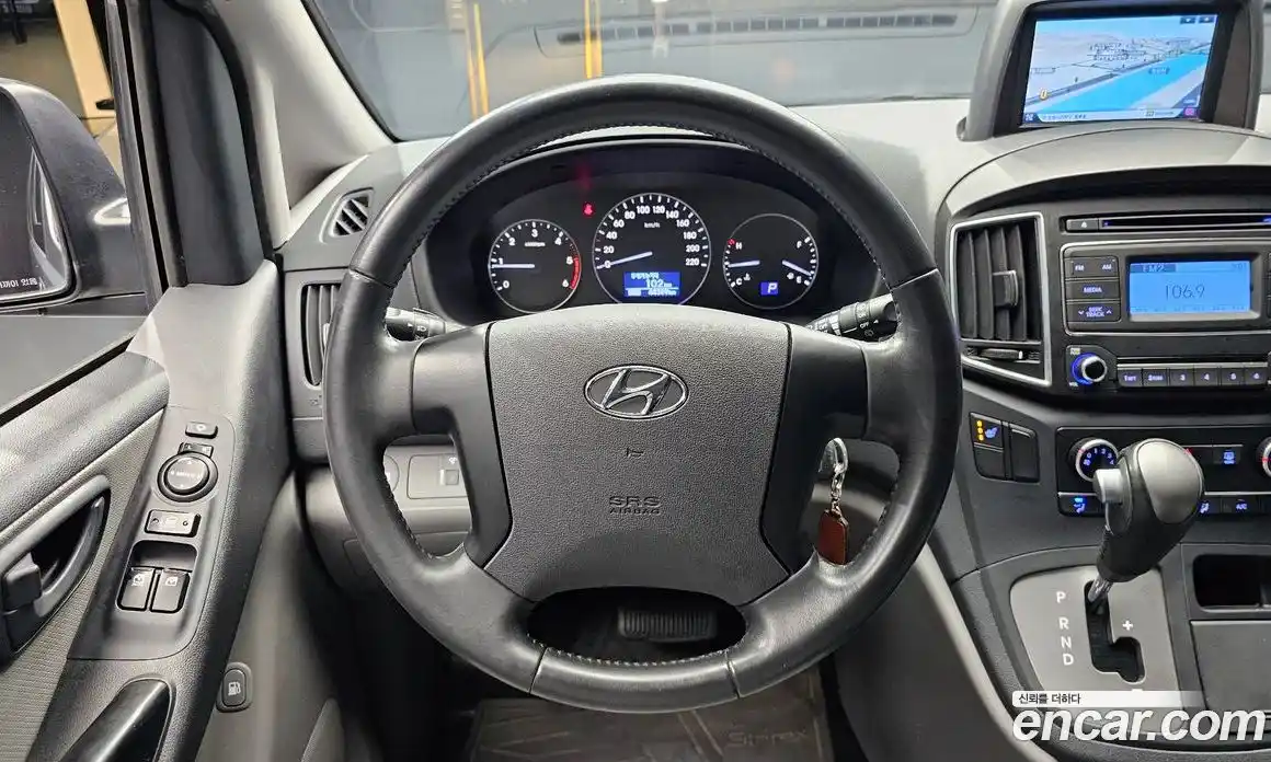 Hyundai Starex 2018 2.5 Автомат в Москве № 110257, фото 19