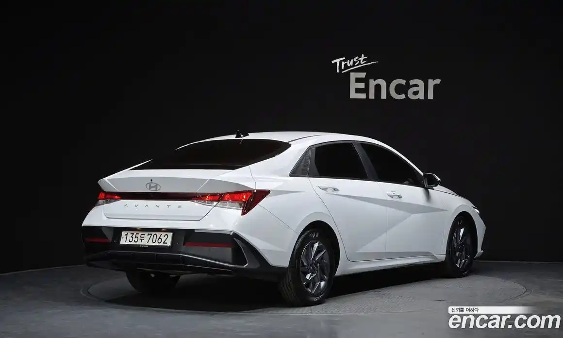 Hyundai Avante 2024 1.6 Автомат в Москве № 112196, фото 10