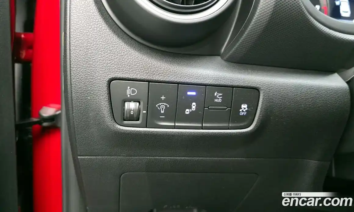 Hyundai Kona 2018 1.6 Автомат в Москве № 112909, фото 14