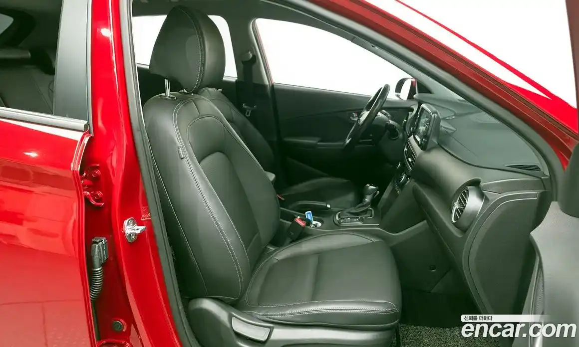 Hyundai Kona 2018 1.6 Автомат в Москве № 112909, фото 20