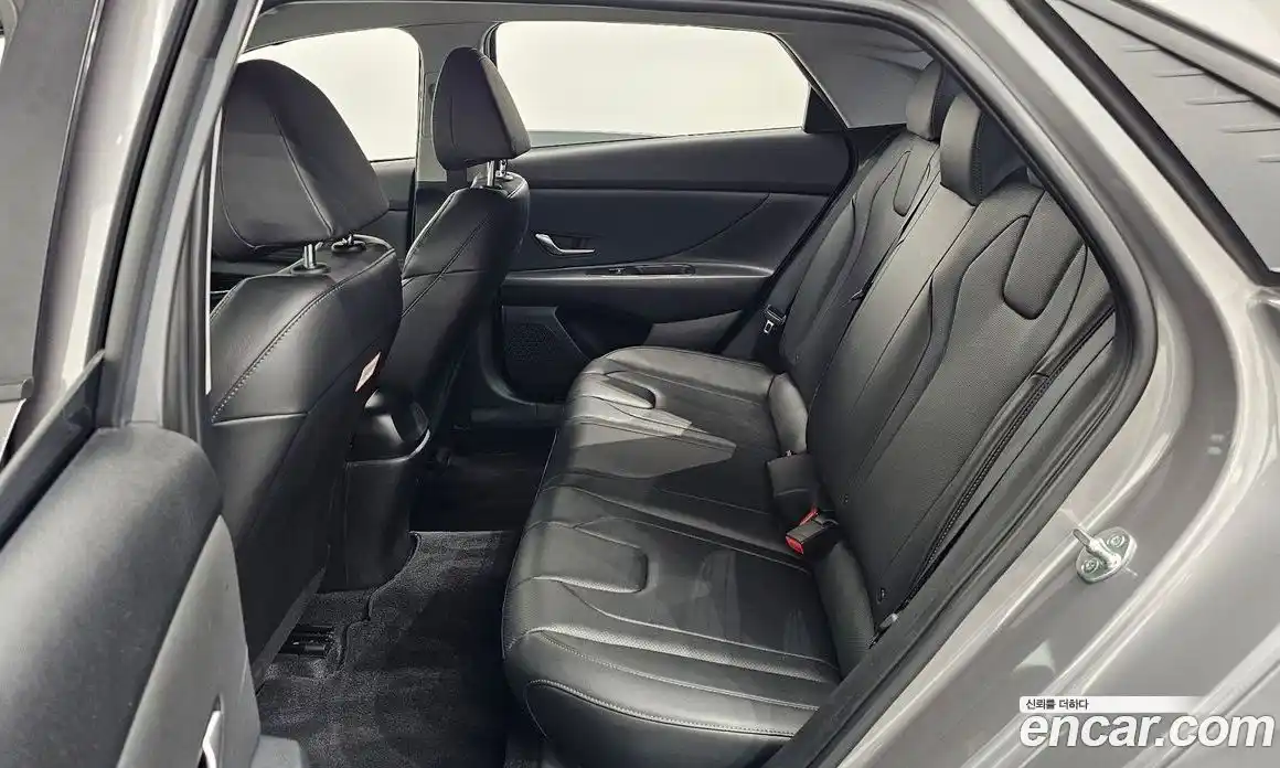 Hyundai Avante 2022 1.6 Автомат в Москве № 113370, фото 13