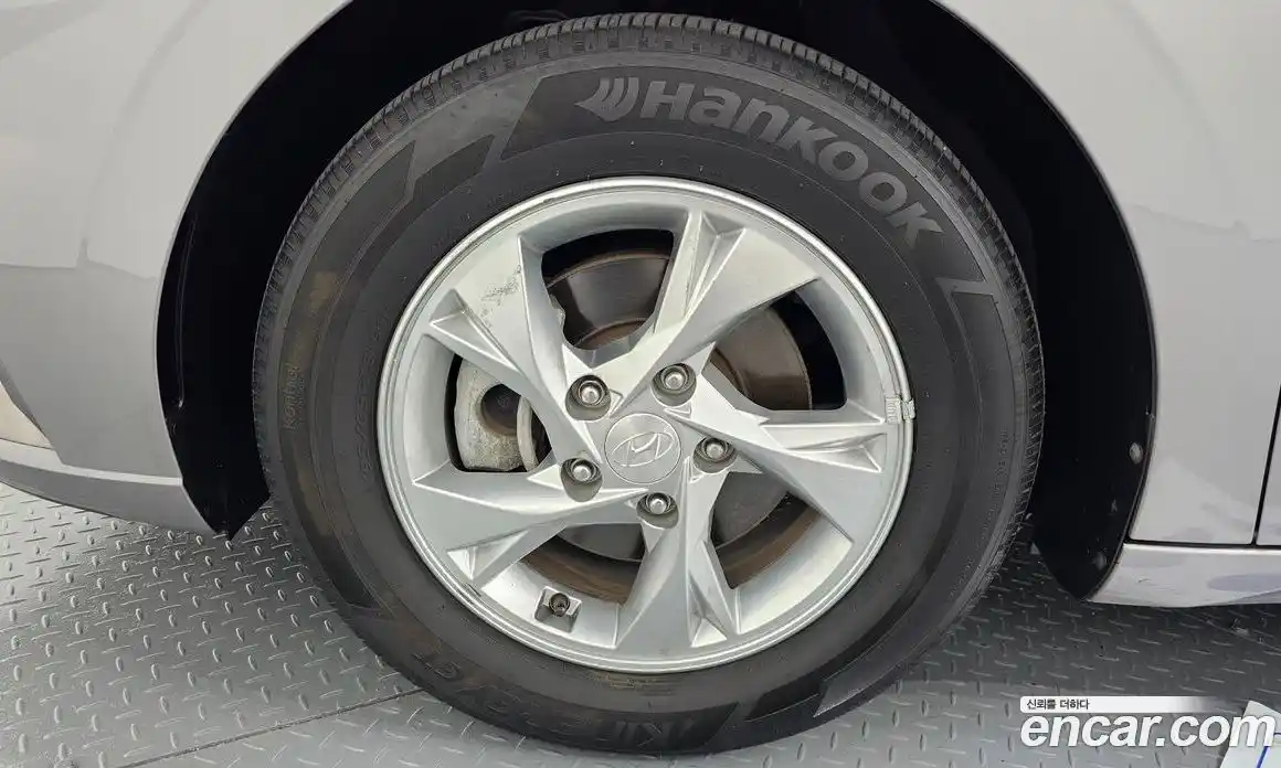 Hyundai Avante 2022 1.6 Автомат в Москве № 113370, фото 20