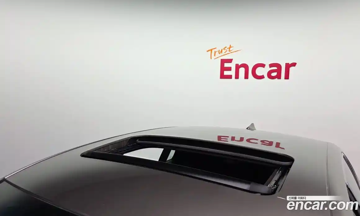 Genesis G90 2019 3.3 Автомат в Москве № 118488, фото 16