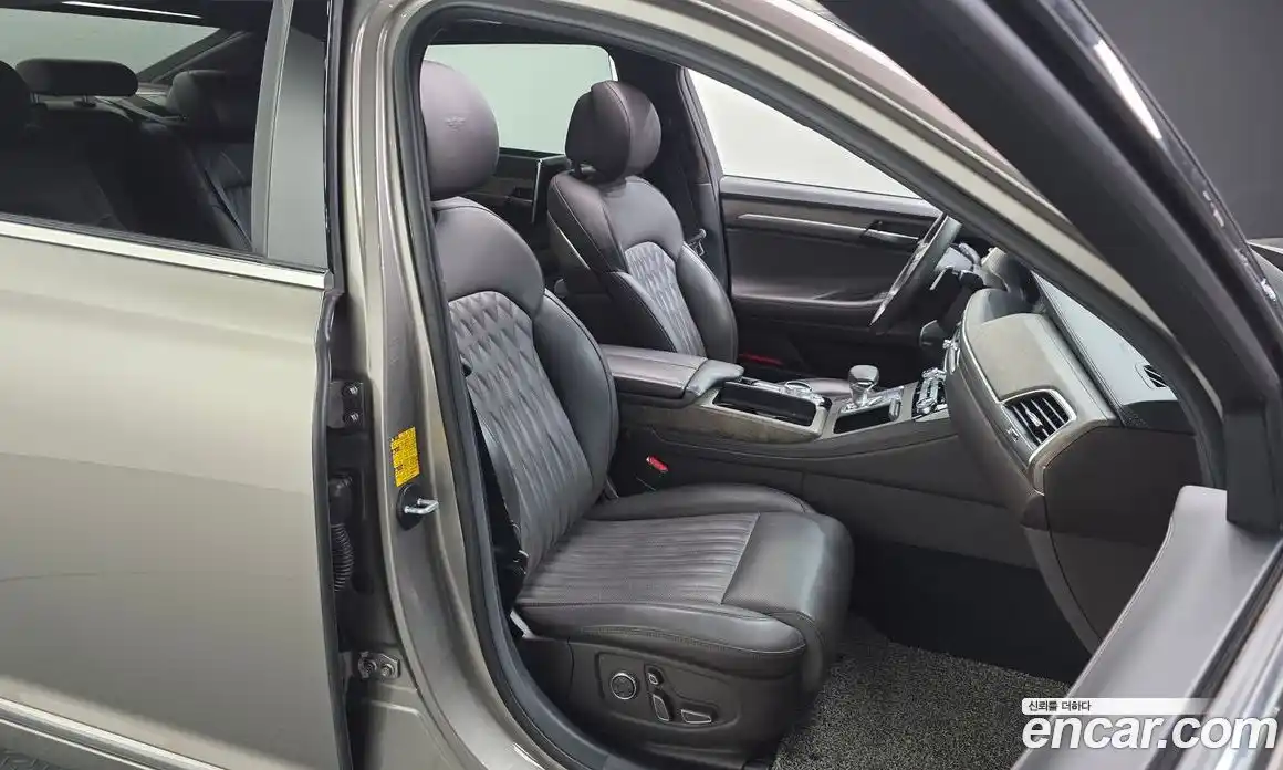 Genesis G90 2019 3.3 Автомат в Москве № 118488, фото 3