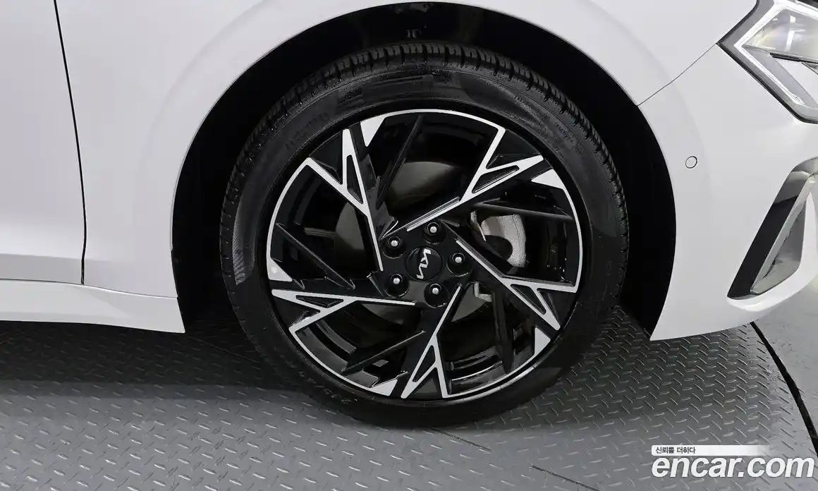 Kia K5 2024 1.6 Автомат в Москве № 119608, фото 20