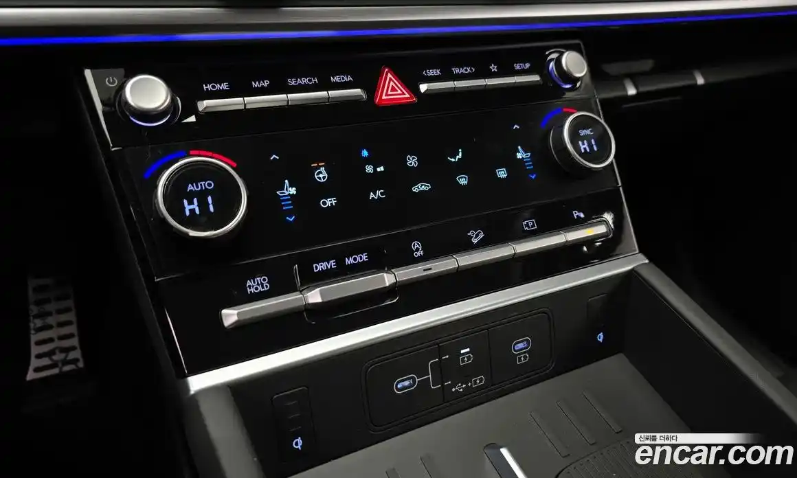 Hyundai Santa Fe 2024 2.5 Автомат в Москве № 119950, фото 14