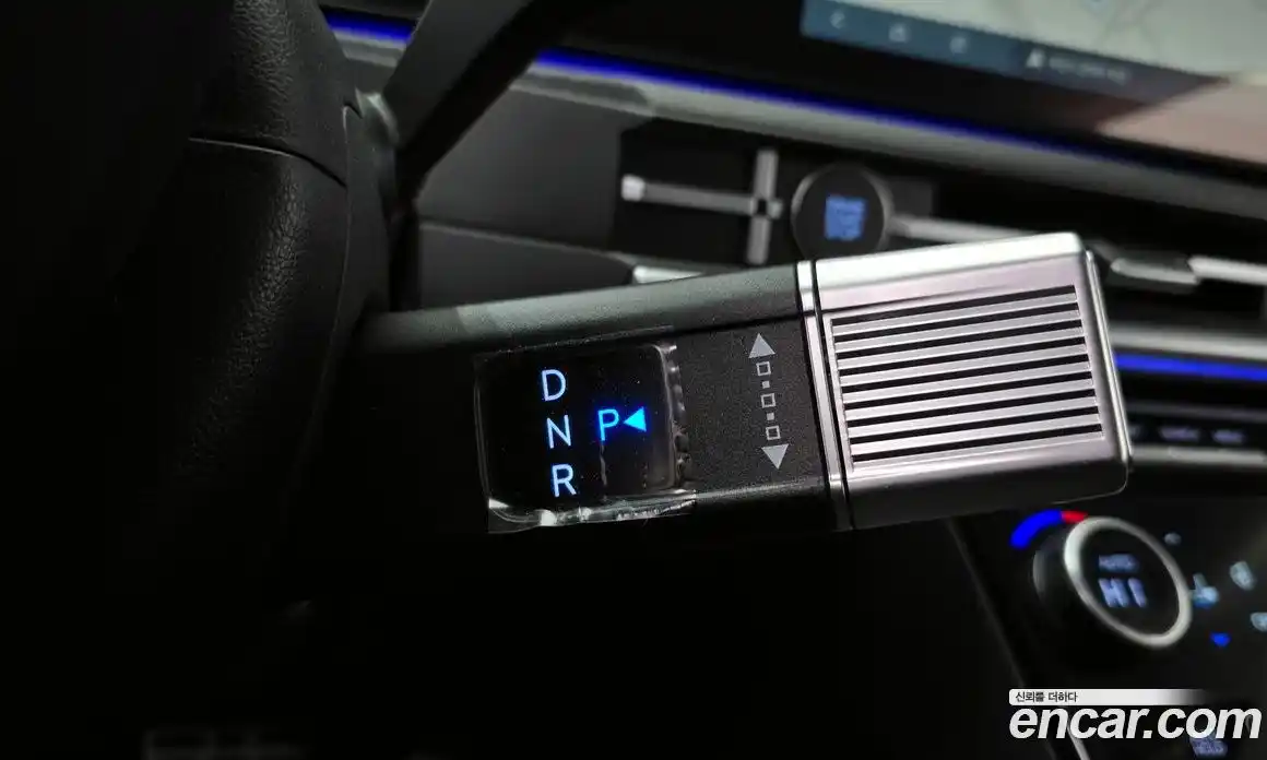 Hyundai Santa Fe 2024 2.5 Автомат в Москве № 119950, фото 10