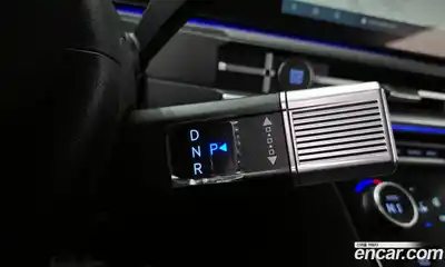 Hyundai Santa Fe 2024 2.5 Автомат в Москве № 119950, миниатюра 10