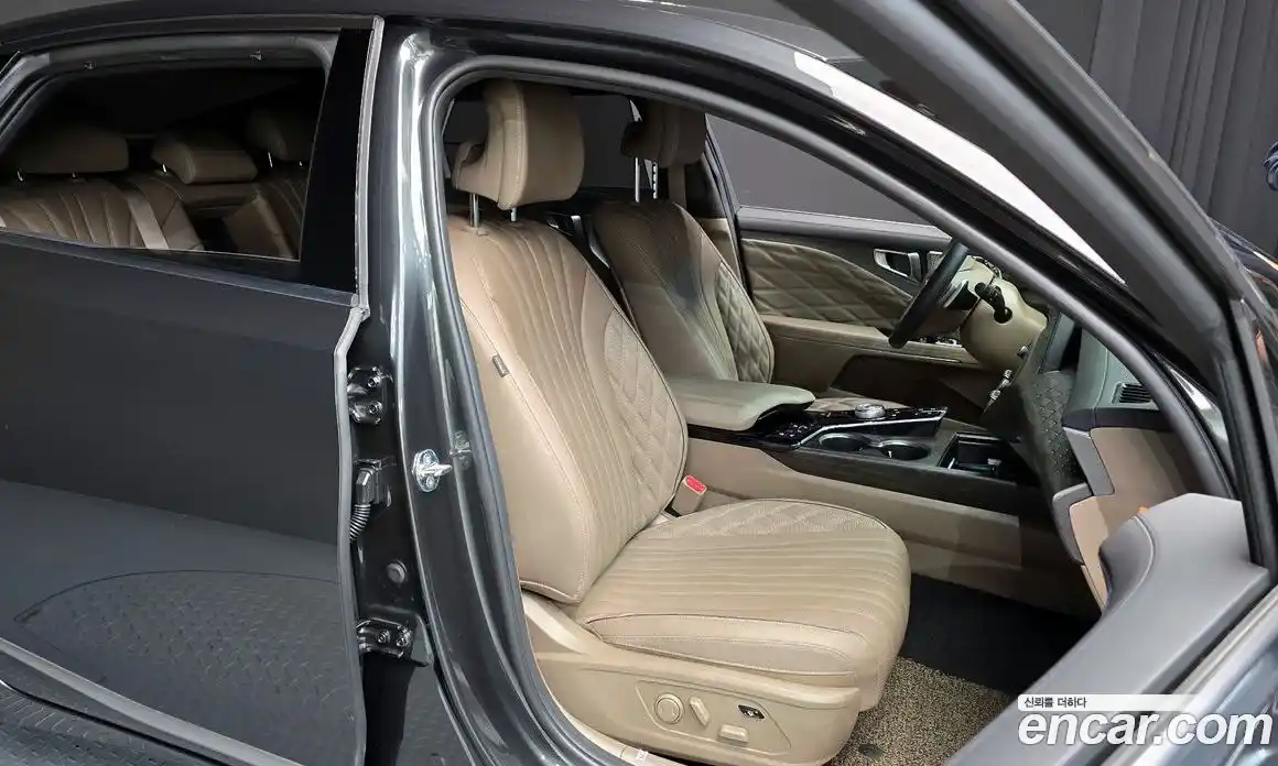 Kia K8 2023 1.6 Автомат в Москве № 120205, фото 12