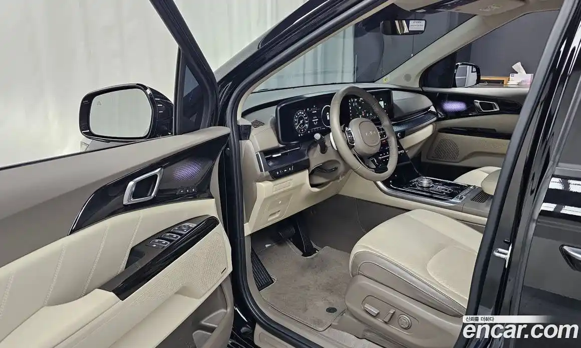 Kia Canival 2023 3.5 Автомат в Москве № 124069, фото 18