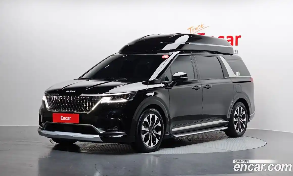 Kia Canival 2023 3.5 Автомат в Москве № 124069, фото 8