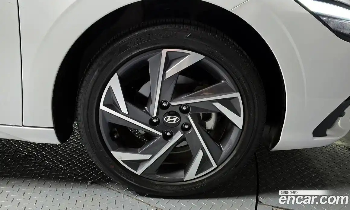 Hyundai Avante 2024 1.6 Автомат в Москве № 124830, фото 11