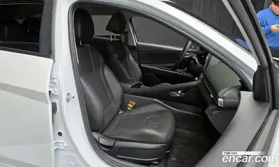 Hyundai Avante 2024 1.6 Автомат в Москве № 124830, миниатюра 3