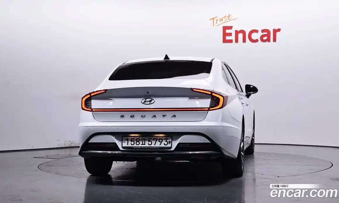 Hyundai Sonata 2020 2.0 Автомат в Москве № 125131, фото 14