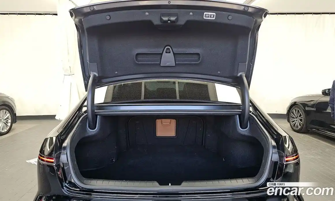 Hyundai Grandeur 2023 2.5 Автомат в Москве № 125991, фото 17