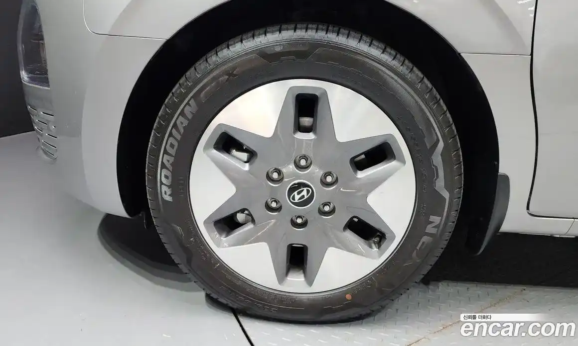 Hyundai Staria 2025 2.2 Автомат в Москве № 129685, фото 3