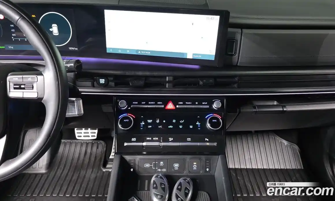 Hyundai Santa Fe 2024 1.6 Автомат в Москве № 130711, фото 20