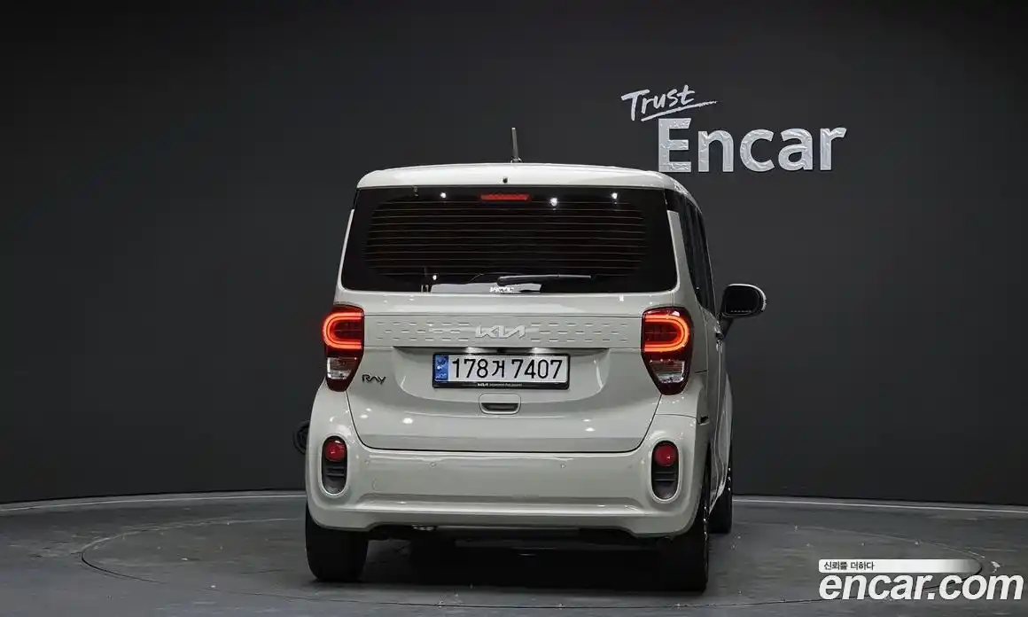 Kia Ray 2022 1.0 Автомат в Москве № 131852, фото 5