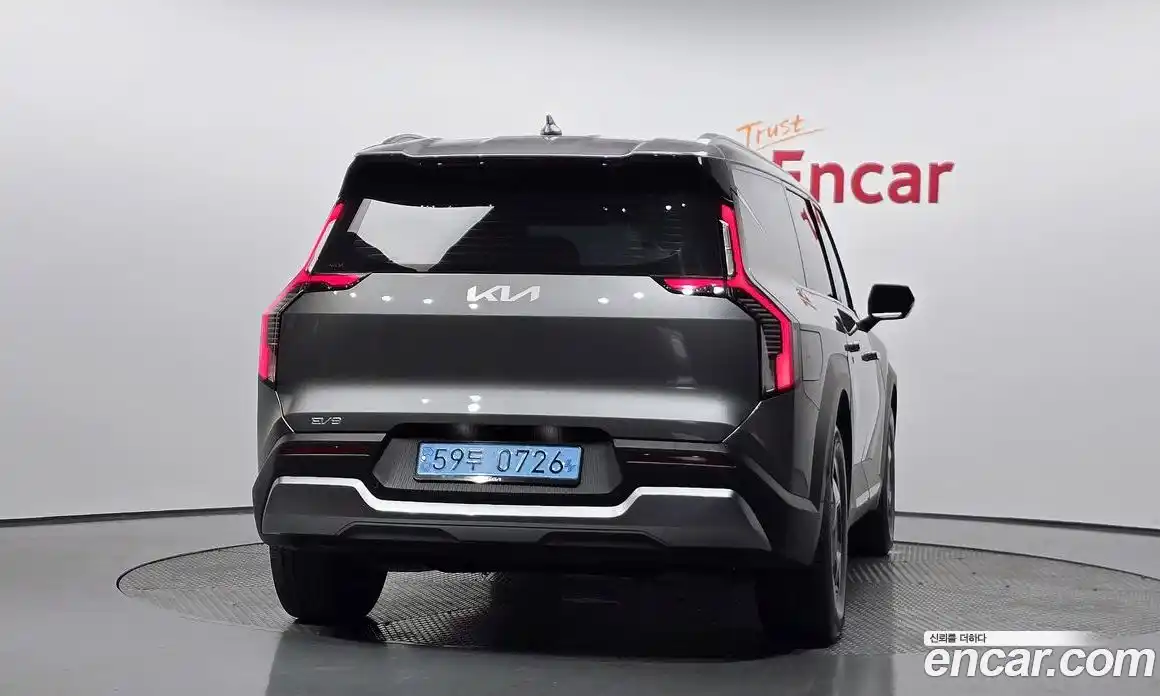 Kia EV9 2024 0.2 Автомат в Москве № 131981, фото 16