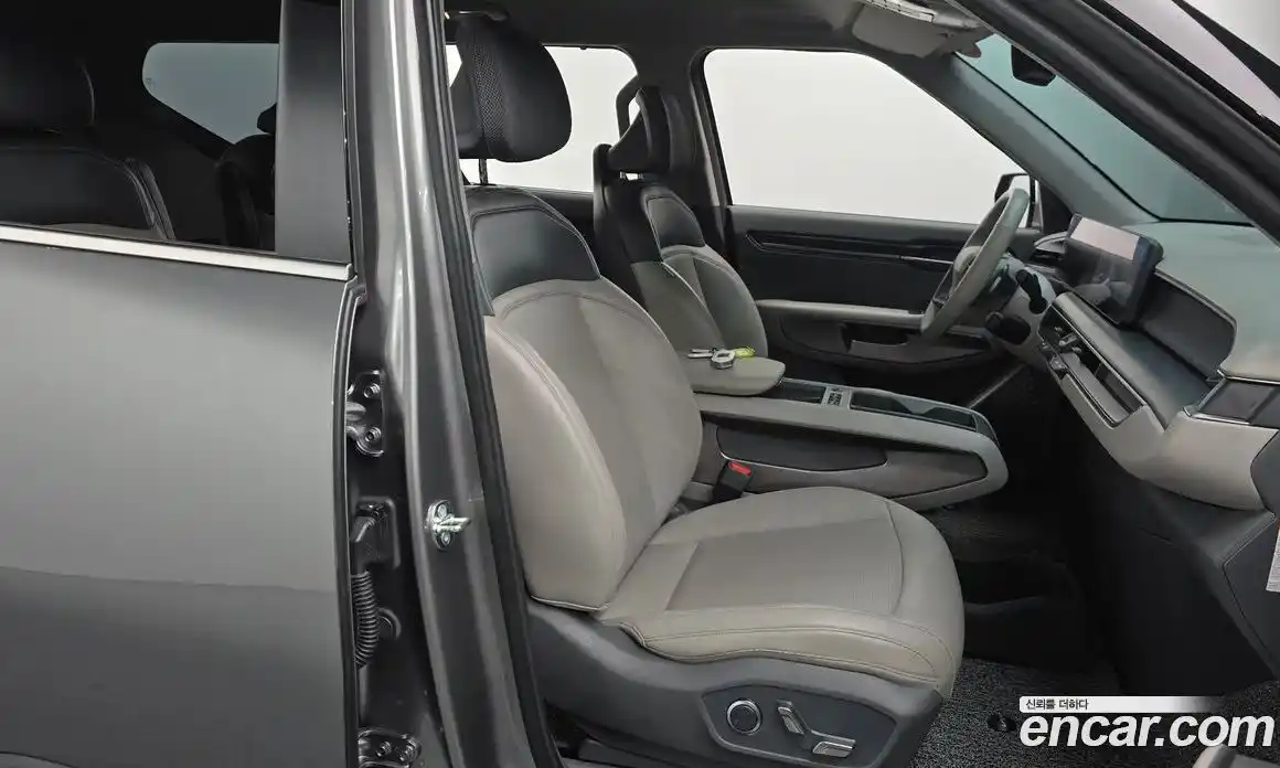 Kia EV9 2024 0.2 Автомат в Москве № 131981, фото 19