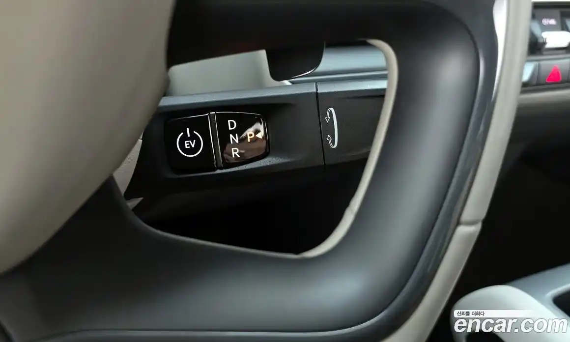 Kia EV9 2024 0.2 Автомат в Москве № 131981, фото 3