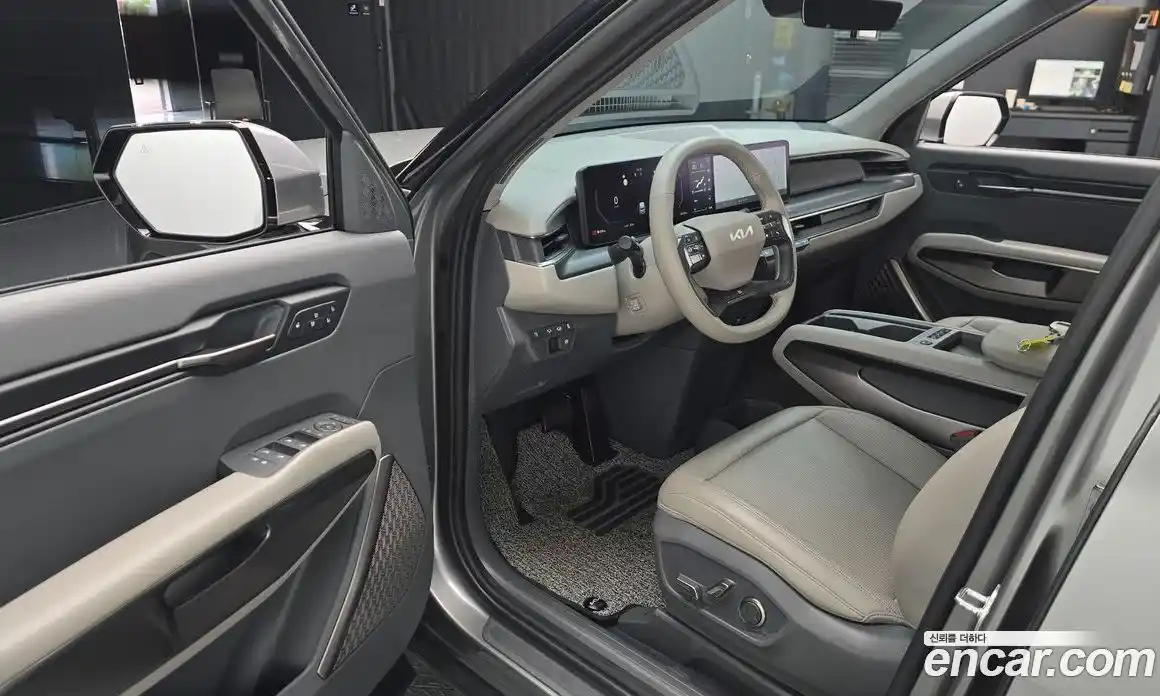 Kia EV9 2024 0.2 Автомат в Москве № 131981, фото 9