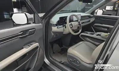 Kia EV9 2024 0.2 Автомат в Москве № 131981, миниатюра 9