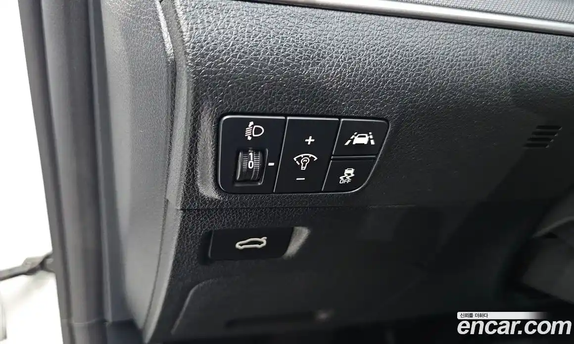 Kia K5 2023 2.0 Автомат в Москве № 132775, фото 13