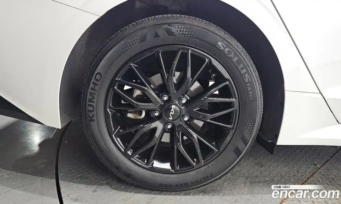 Kia K5 2023 2.0 Автомат в Москве № 132775, фото 9