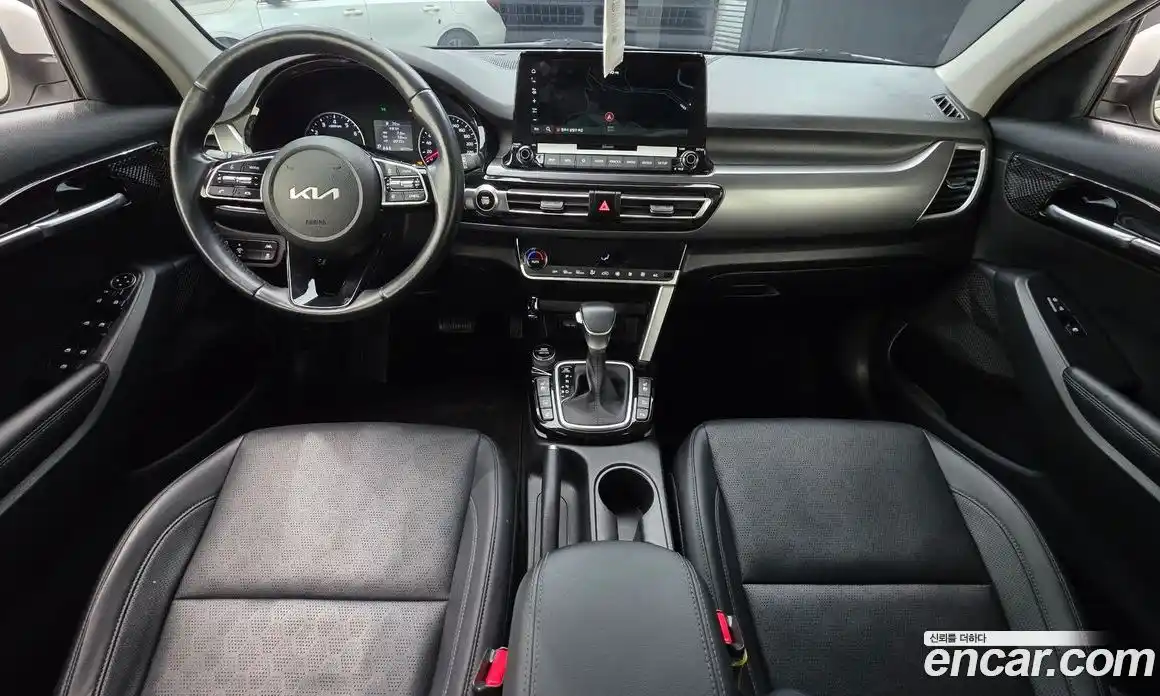 Kia Seltos 2022 1.6 Автомат в Москве № 132828, фото 20