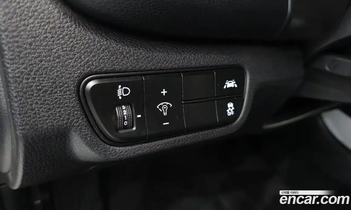 Kia Seltos 2022 1.6 Автомат в Москве № 132828, фото 8