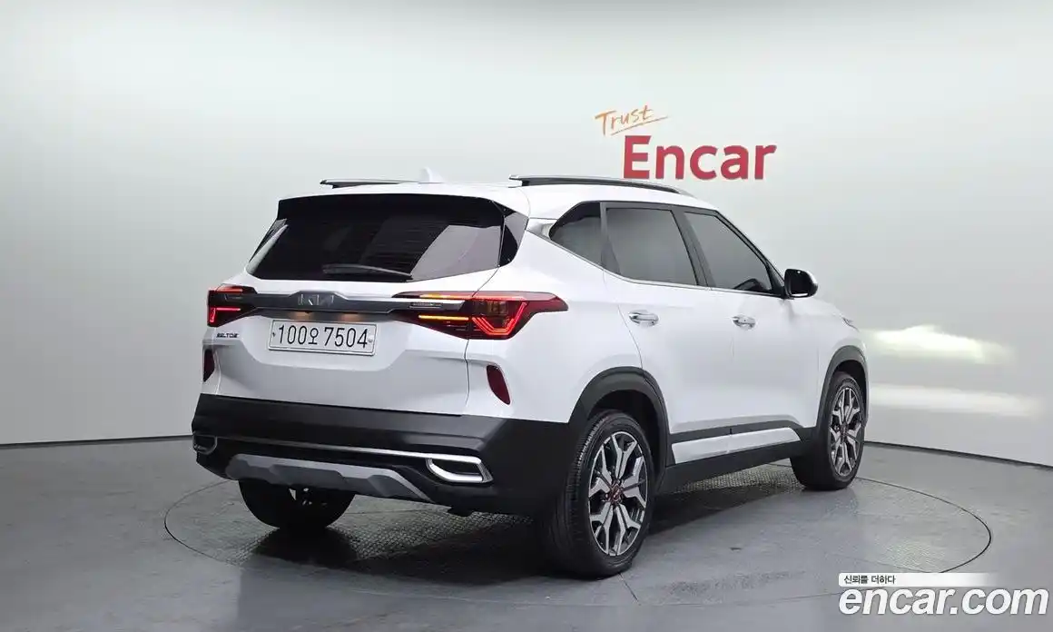 Kia Seltos 2022 1.6 Автомат в Москве № 132828, фото 9