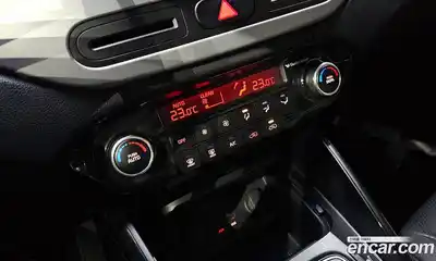 Kia Carens 2014 1.7 Автомат в Москве № 133251, миниатюра 11