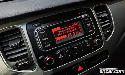 Kia Carens 2014 1.7 Автомат в Москве № 133251, миниатюра 12