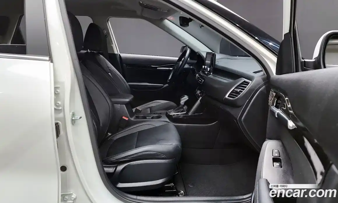 Kia Seltos 2023 1.6 Автомат в Москве № 133483, фото 1