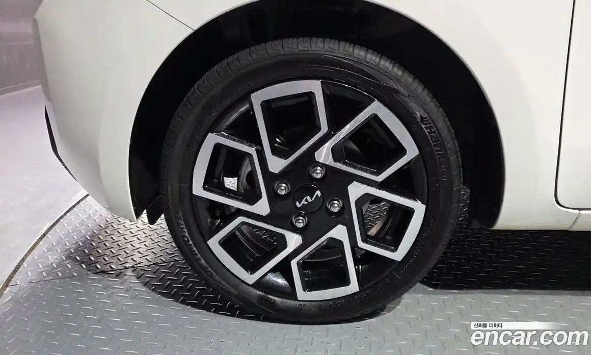 Kia Ray 2023 1.0 Автомат в Москве № 134330, фото 5