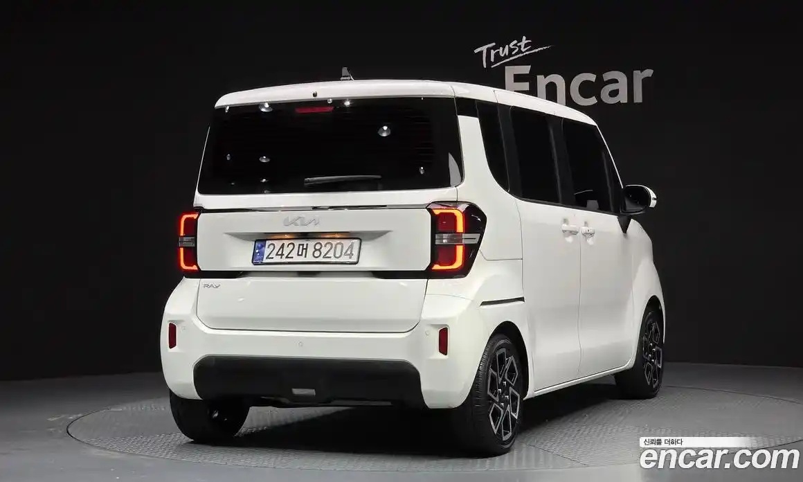 Kia Ray 2023 1.0 Автомат в Москве № 134330, фото 6