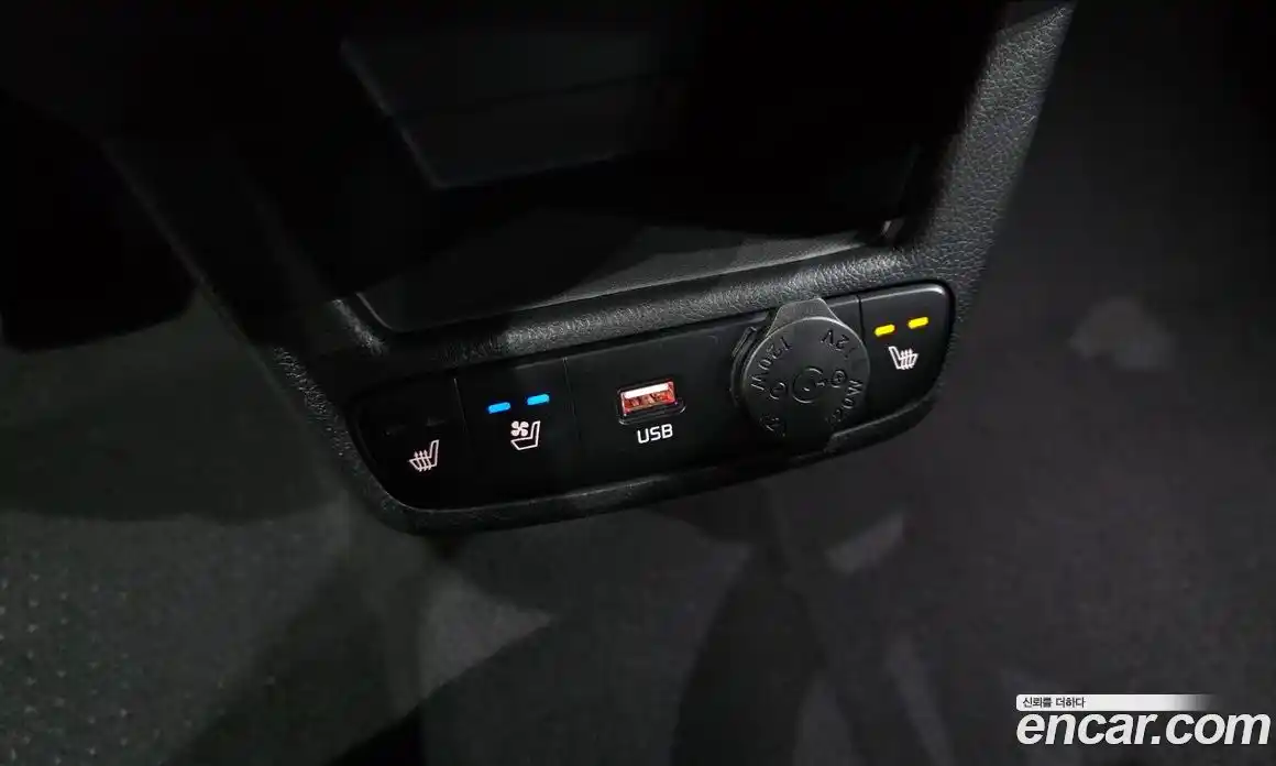 Kia Ray 2023 1.0 Автомат в Москве № 134330, фото 7