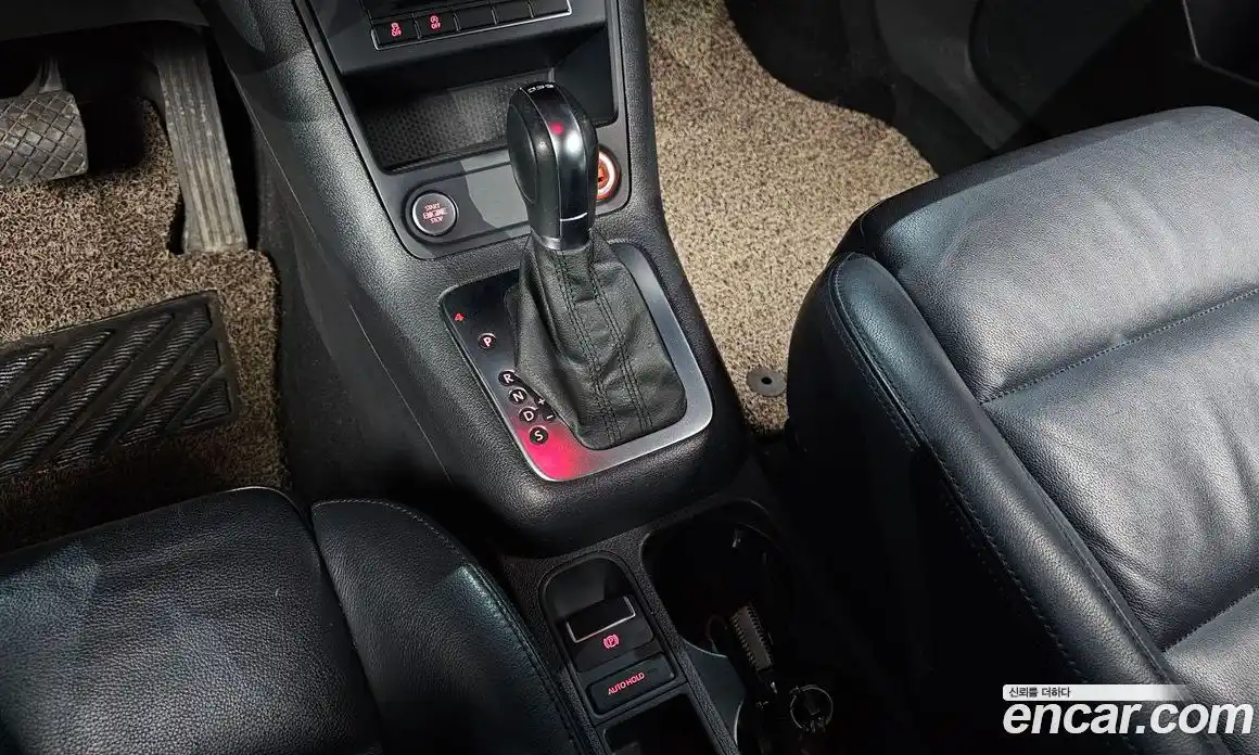 Volkswagen Tiguan 2014 2.0 Автомат в Москве № 134936, фото 4