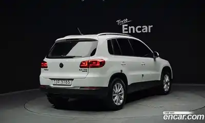 Volkswagen Tiguan 2014 2.0 Автомат в Москве № 134936, миниатюра 8