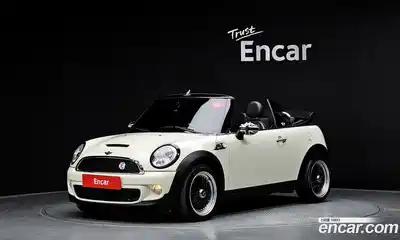 Mini Cooper Convertible 2010 1.6 Автомат в Москве № 135808, миниатюра 12