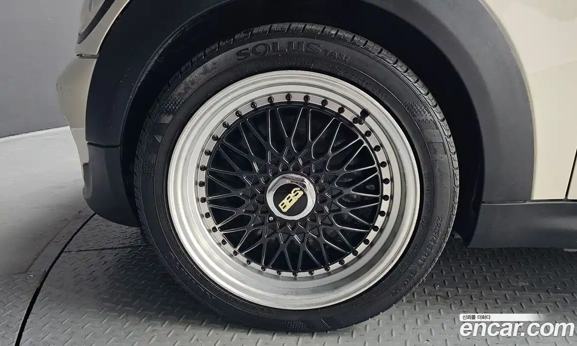 Mini Cooper Convertible 2010 1.6 Автомат в Москве № 135808, фото 2