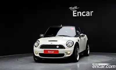 Mini Cooper Convertible 2010 1.6 Автомат в Москве № 135808, миниатюра 5
