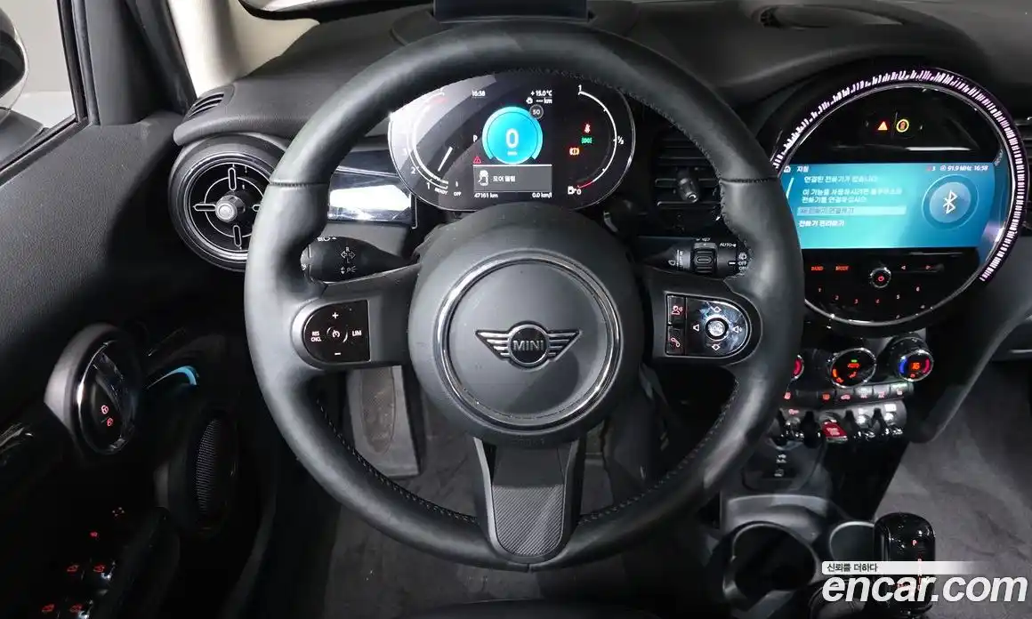 Mini Cooper 2023 1.5 Автомат в Москве № 141201, фото 14