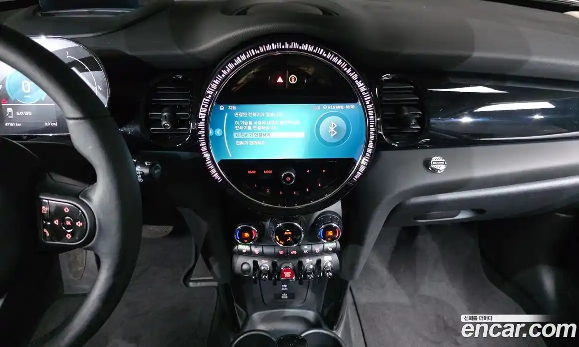 Mini Cooper 2023 1.5 Автомат в Москве № 141201, фото 15