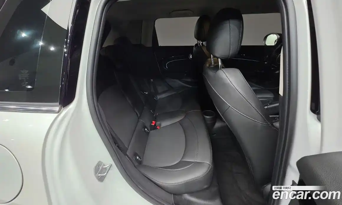 Mini Cooper 2023 1.5 Автомат в Москве № 141201, фото 19