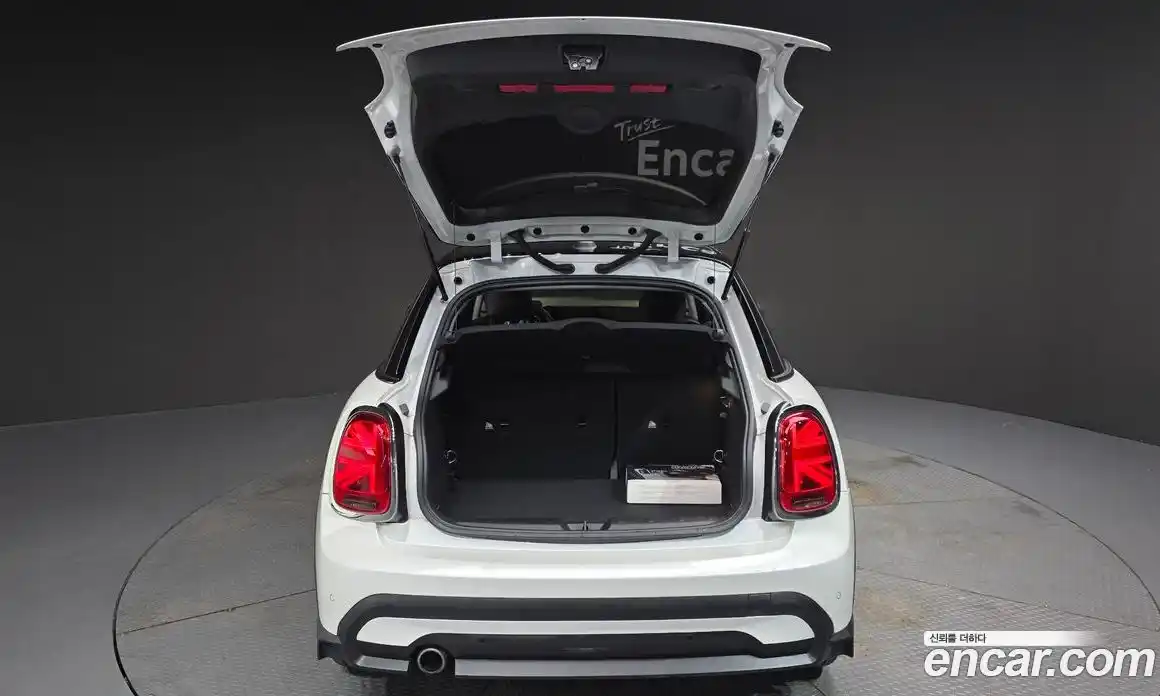 Mini Cooper 2023 1.5 Автомат в Москве № 141201, фото 20