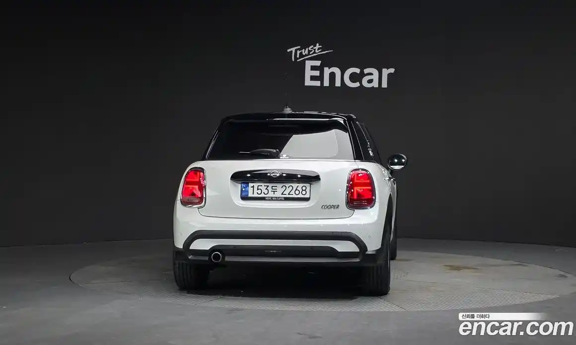 Mini Cooper 2023 1.5 Автомат в Москве № 141201, фото 4