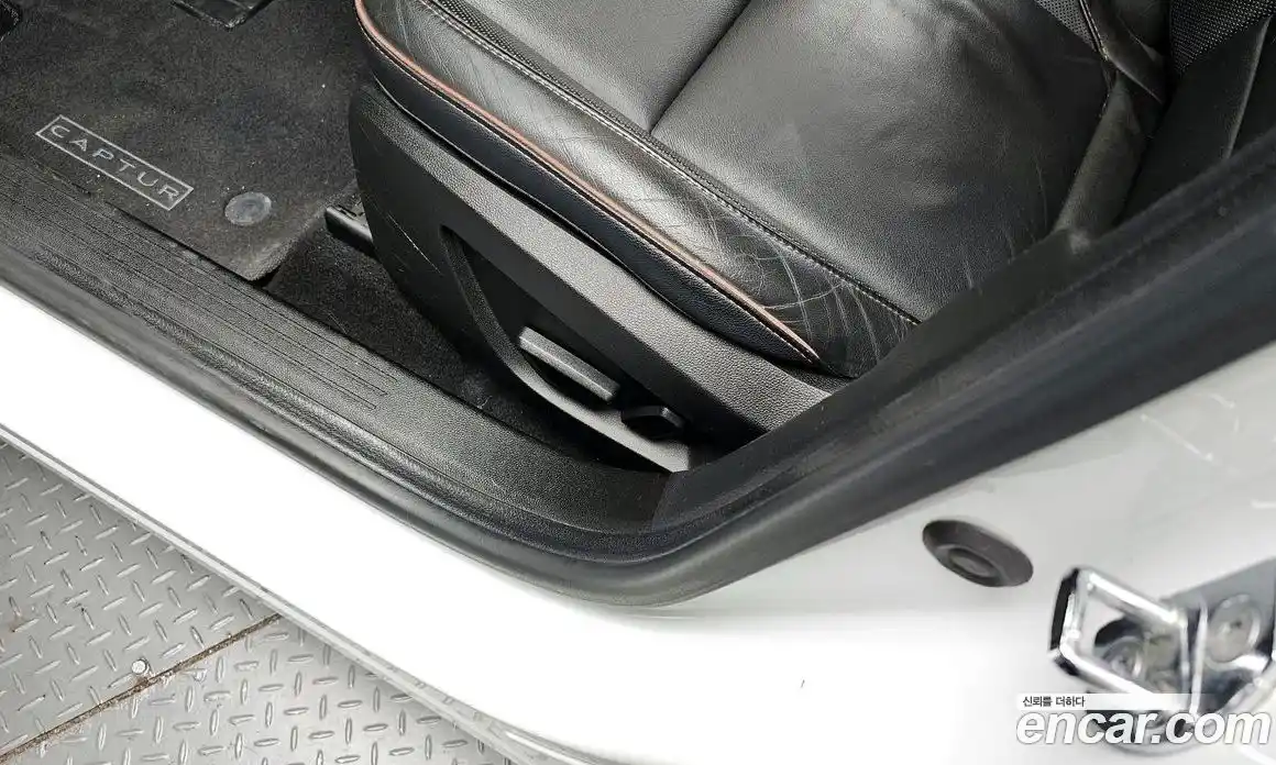 Renault Captur 2020 1.3 Автомат в Москве № 148382, фото 10