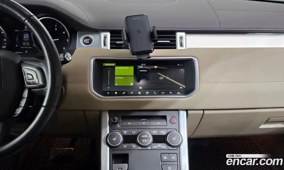 Land Rover Range-Rover Evoque 2017 2.0 Автомат в Москве № 153889, фото 15